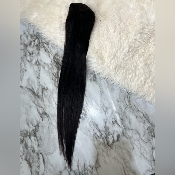 20 In  Black Clip in Real 100% Human hair Extensions l Set in Straigh… - Picture 5 of 6
